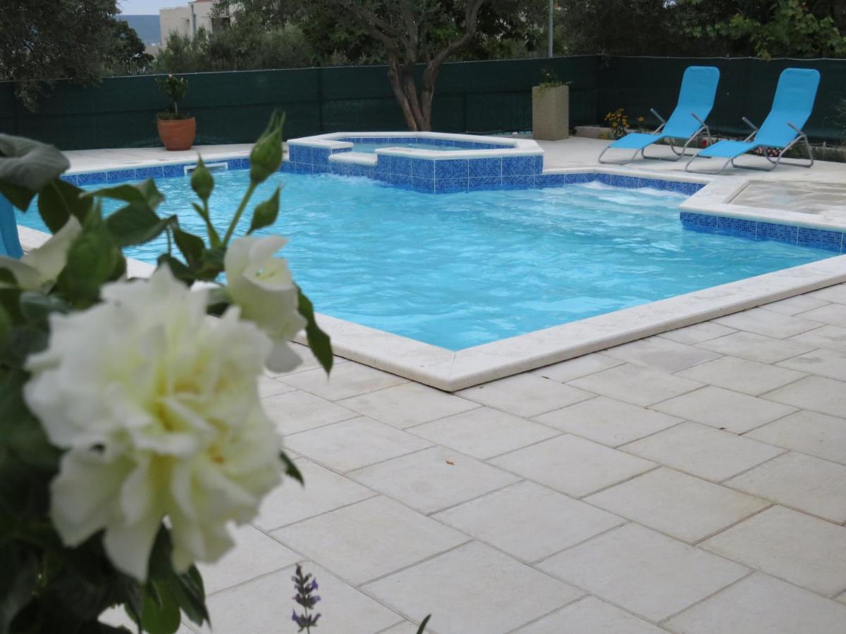 Apartments And Rooms Rogic Sveti Petar  Exterior photo