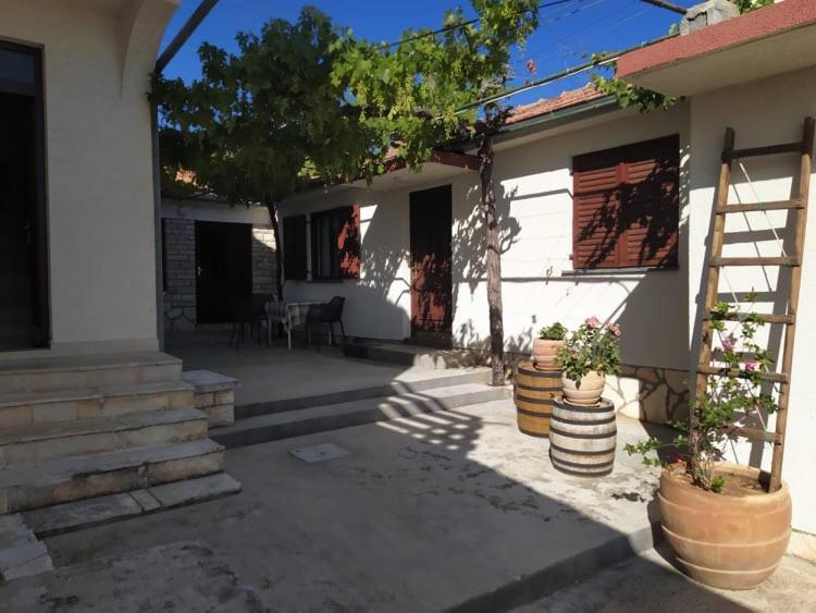 Apartments And Rooms Rogic Sveti Petar  Exterior photo